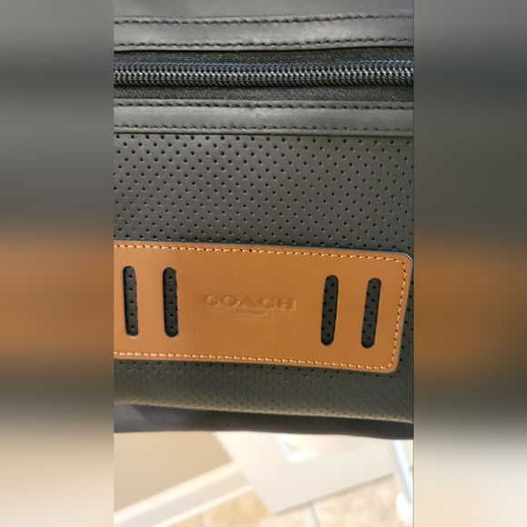 COPY - NWT Coach Sling Bag - Picture 8 of 10